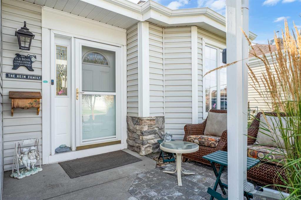 Picture for 319 De Foras Close NW