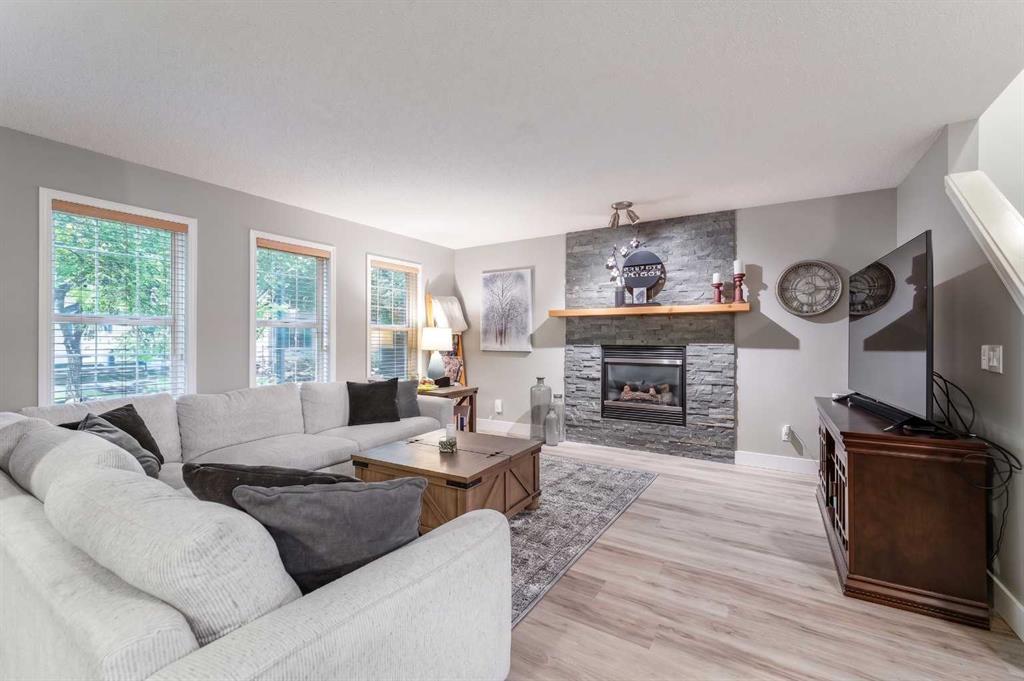 Picture for 43 Elgin Drive SE