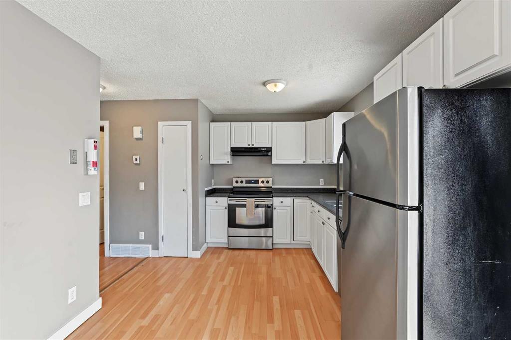 Picture for 1215 137 Avenue SE