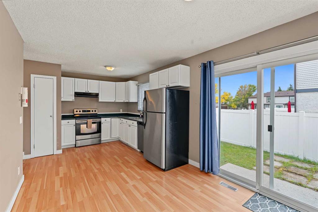 Picture for 1215 137 Avenue SE