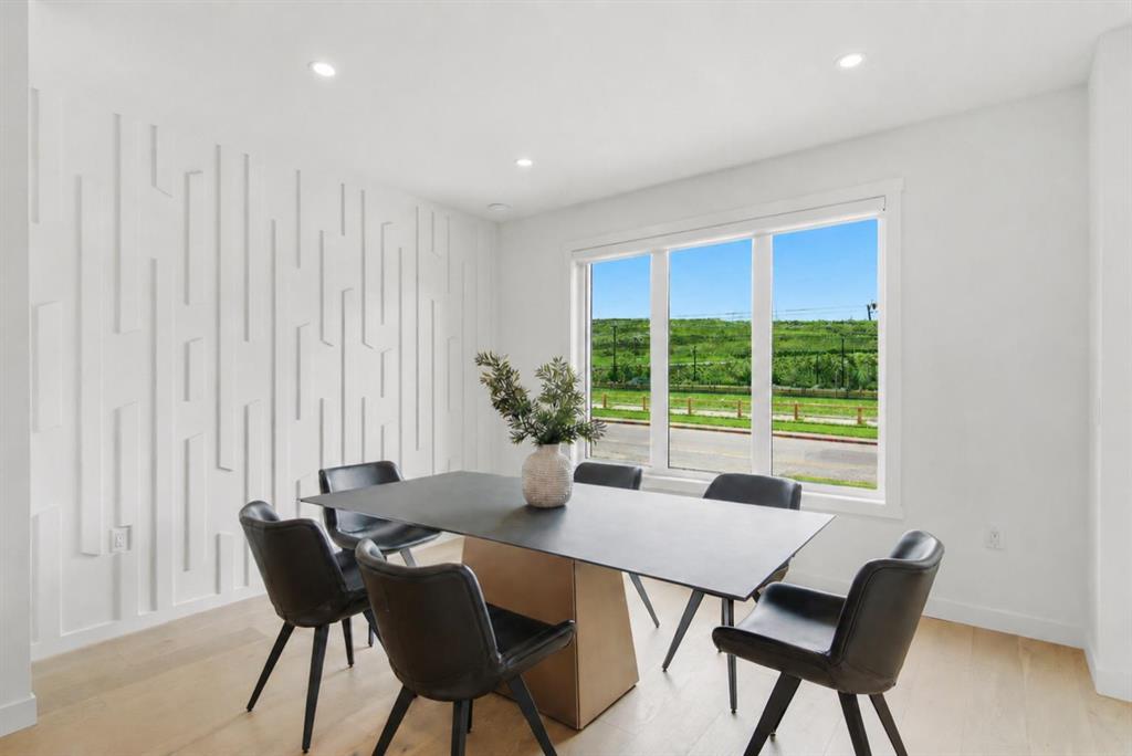 Picture for 2119 Mackay Road NW