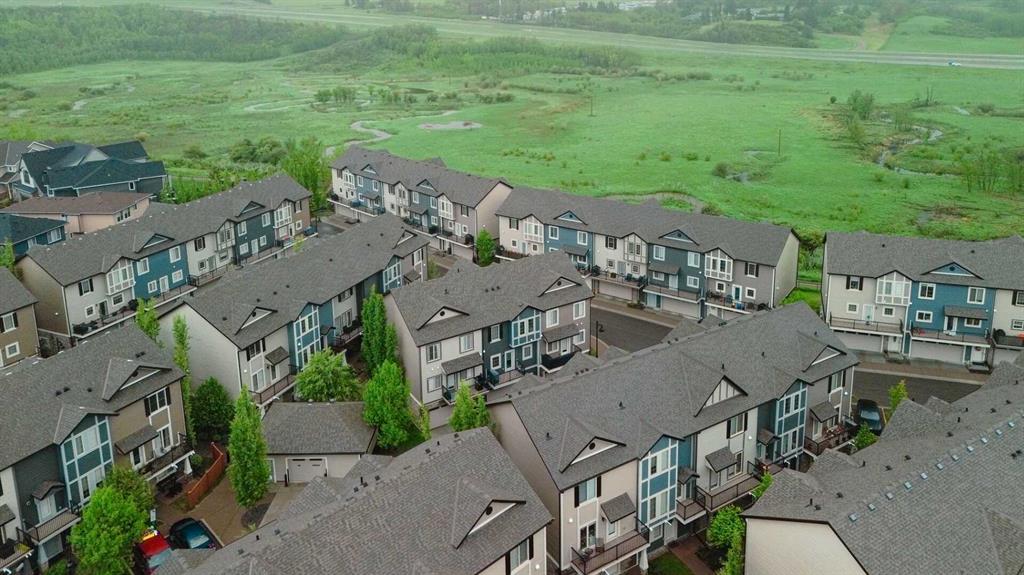 Picture for 340 Legacy Point SE