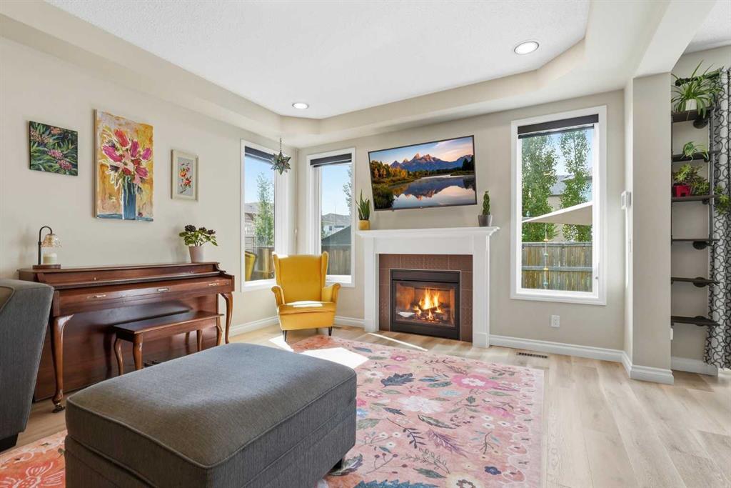 Picture for 182 Windwood Grove 