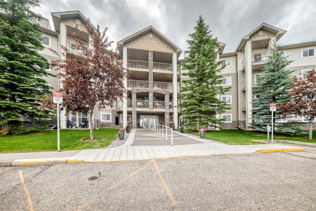 Picture for 105, 5000 Somervale Court SW