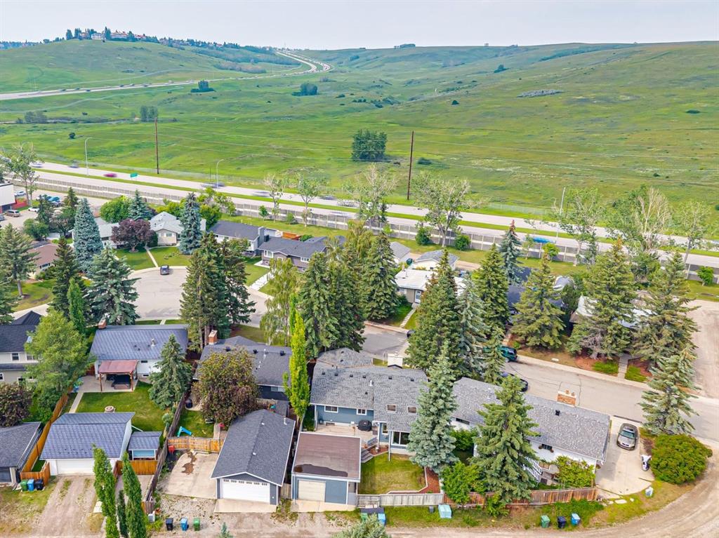 Picture for 5689 Brenner Crescent NW