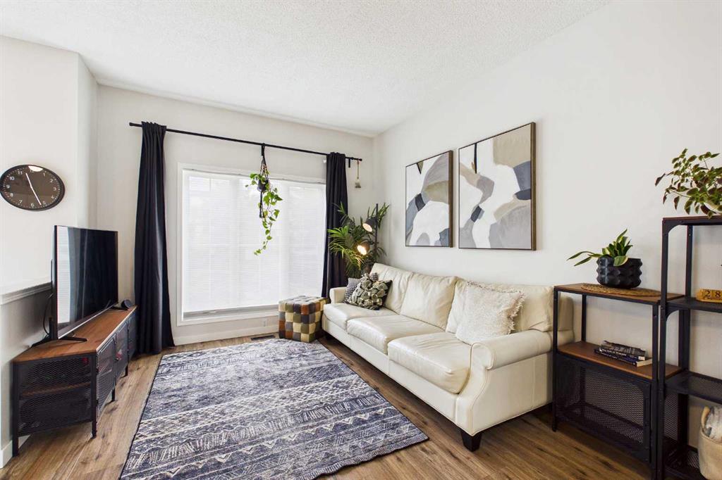 Picture for 58 Hidden Crescent NW