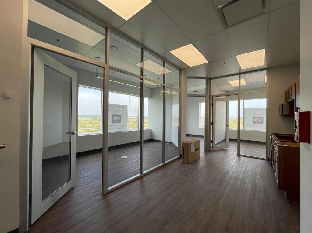 Picture for 105, 12318 Barlow Trail NE
