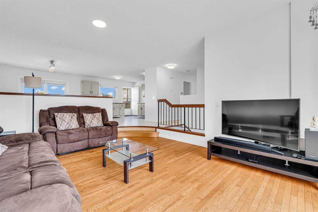 Picture for 6716 37 Avenue NE