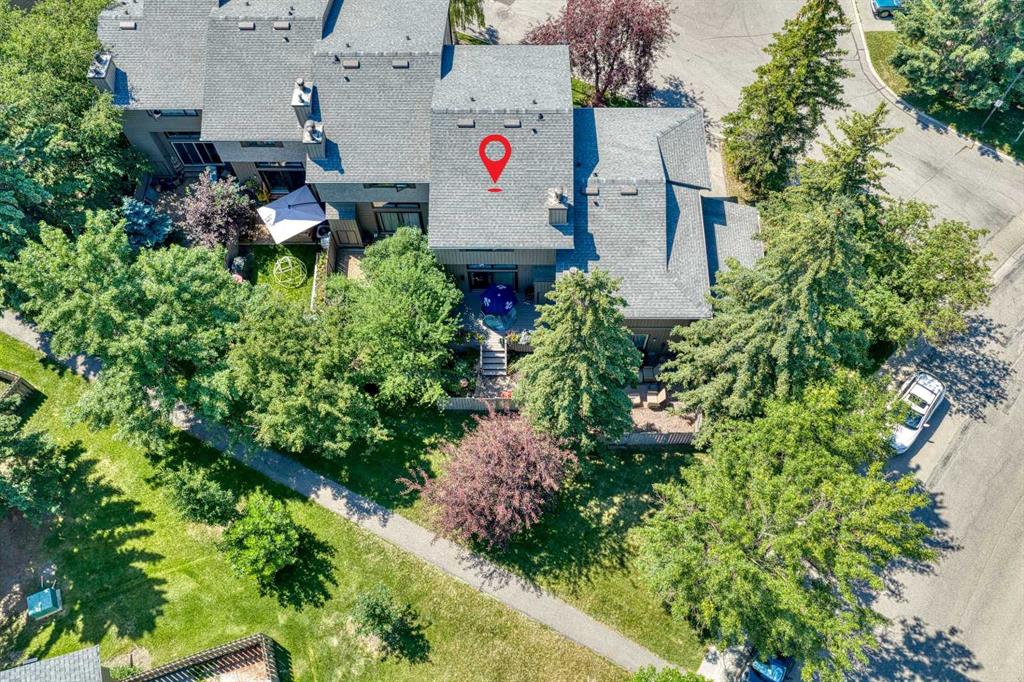 Picture for 104, 23 Glamis Drive SW