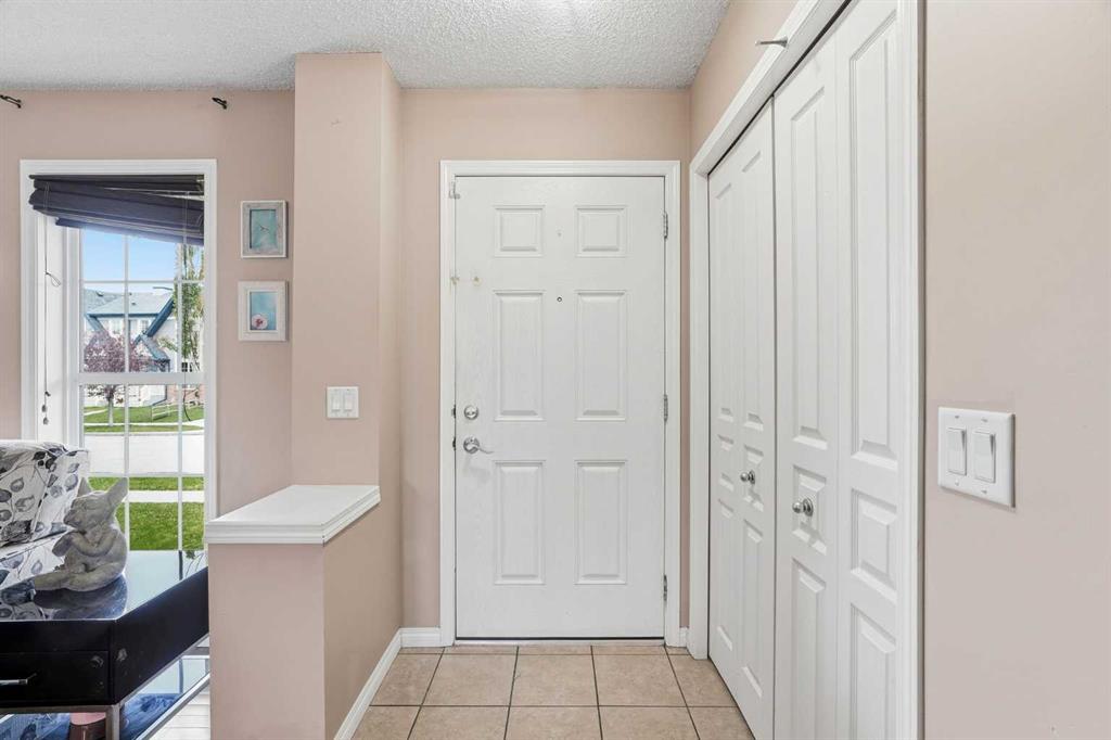 Picture for 71 Elgin Meadows Garden SE