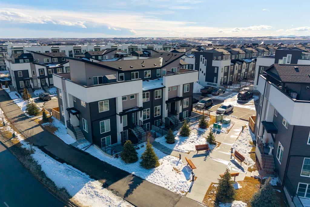 Picture for 403, 474 Seton Circle SE
