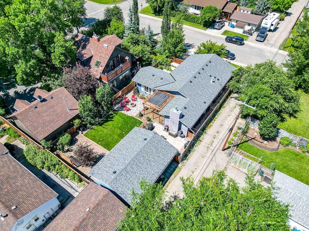 Picture for 723 5 Avenue SW