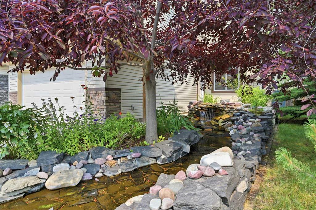 Picture for 362 Chapalina Gardens SE
