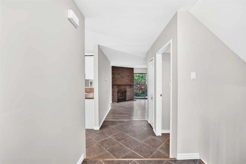 Picture for 15, 2210 Oakmoor Drive SW