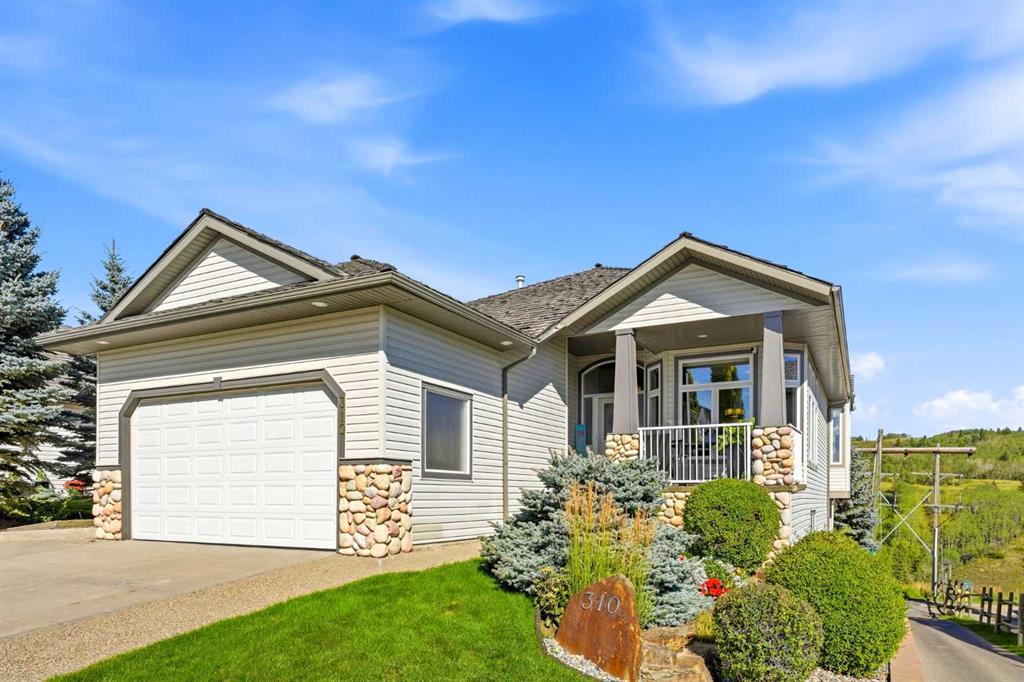 Picture for 310 Gleneagles View 