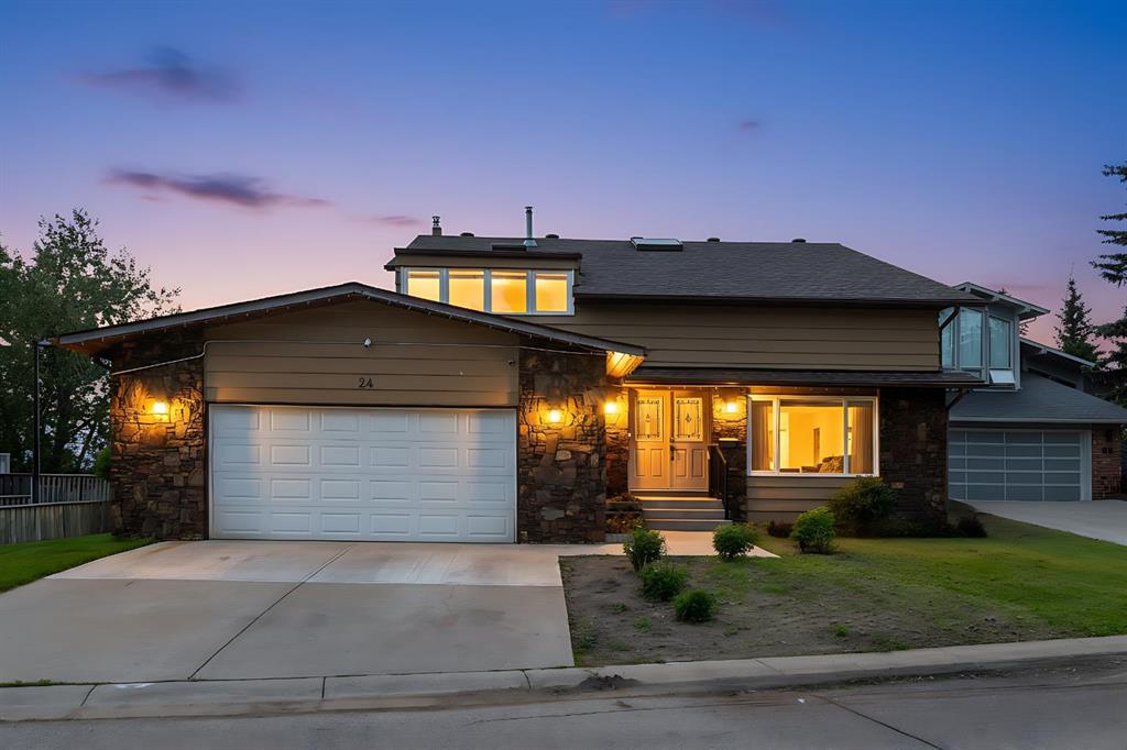 Picture for 24 Woodgrove Crescent SW
