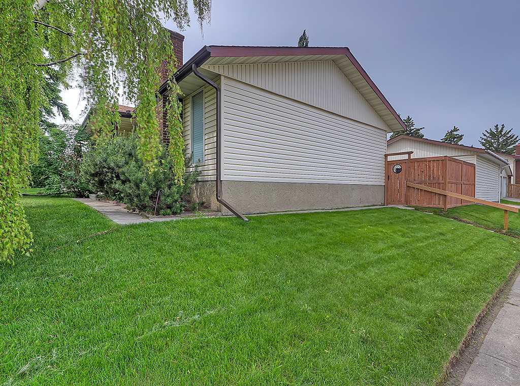Picture for 3135 60 Street NE