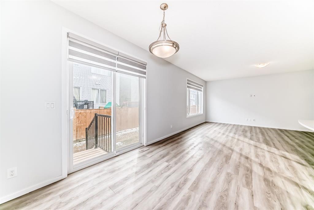 Picture for 140 Carringham Road NW