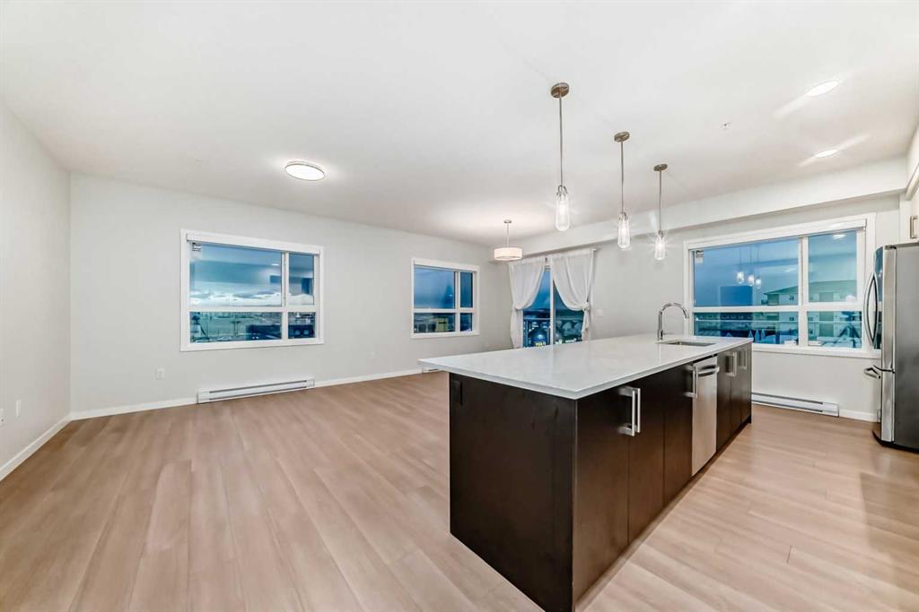 Picture for 404, 80 Carrington Plaza NW