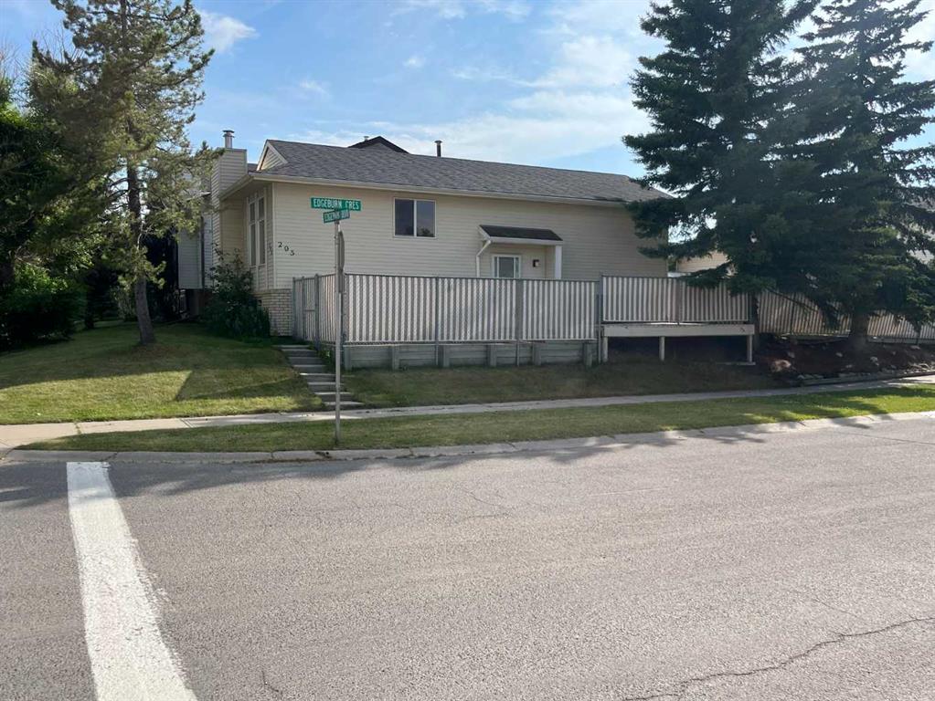 Picture for 295 Edgepark Boulevard NW