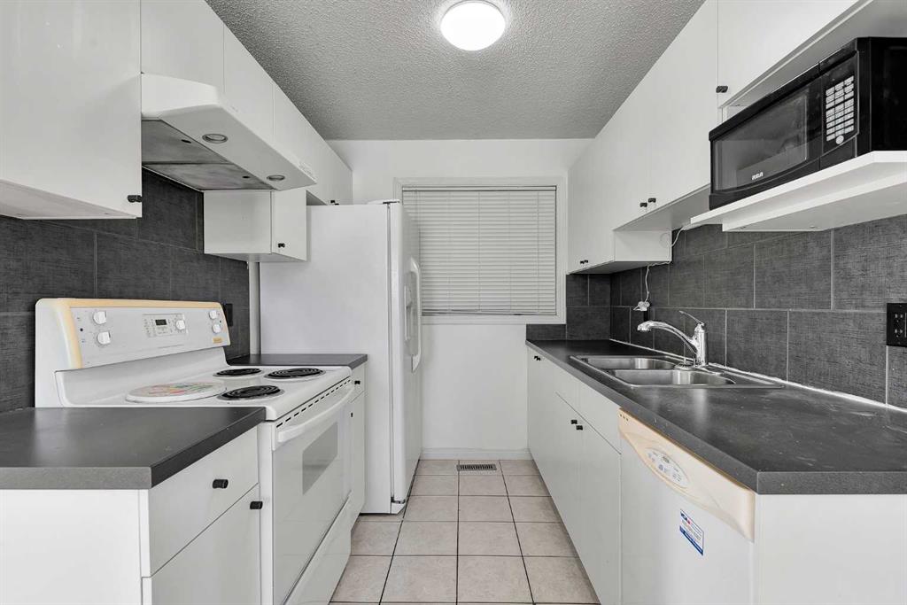 Picture for 295 Edgepark Boulevard NW