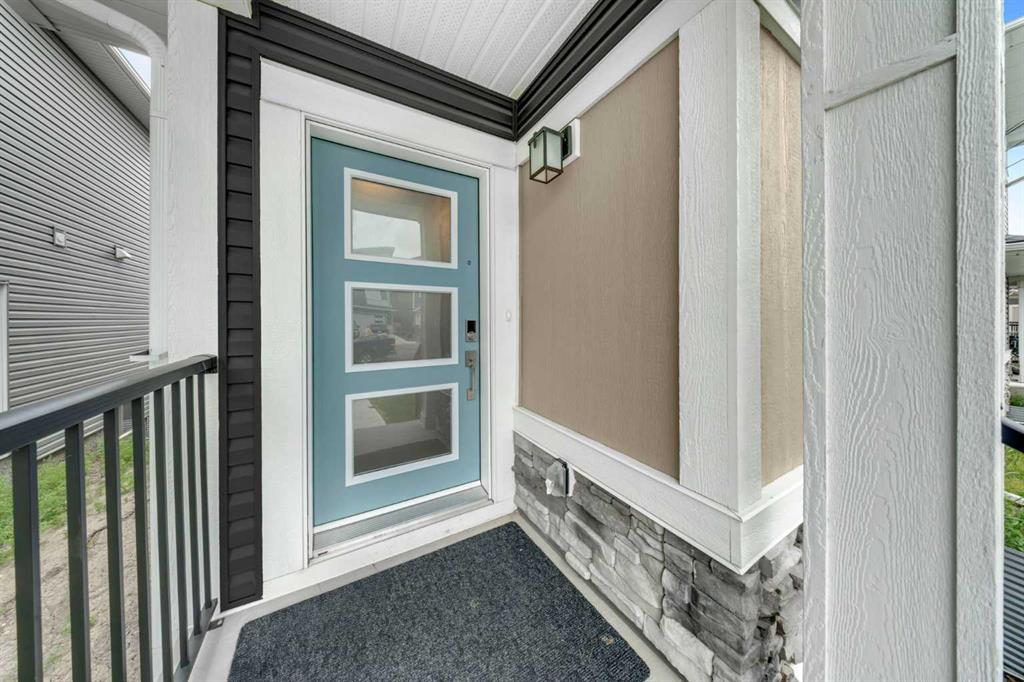 Picture for 834 Bayview Terrace SW