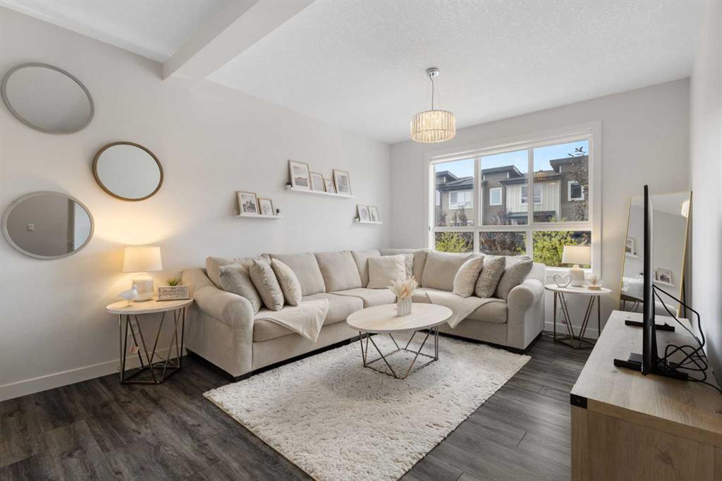 Picture for 124 Walgrove Cove SE