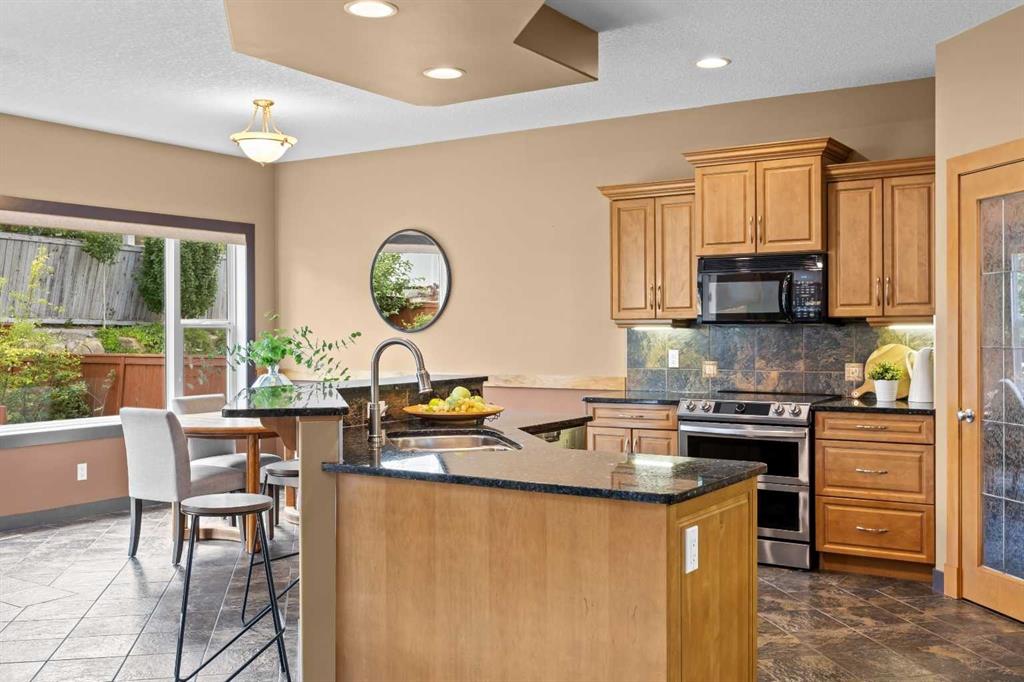 Picture for 139 Tuscany Ridge Close NW