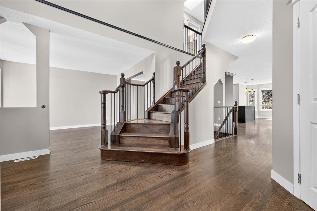 Picture for 149 Valley Ridge Court NW