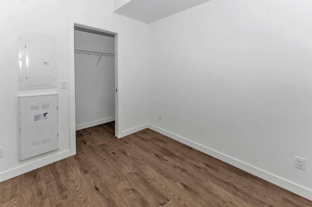 Picture for 305, 110 18A Street NW