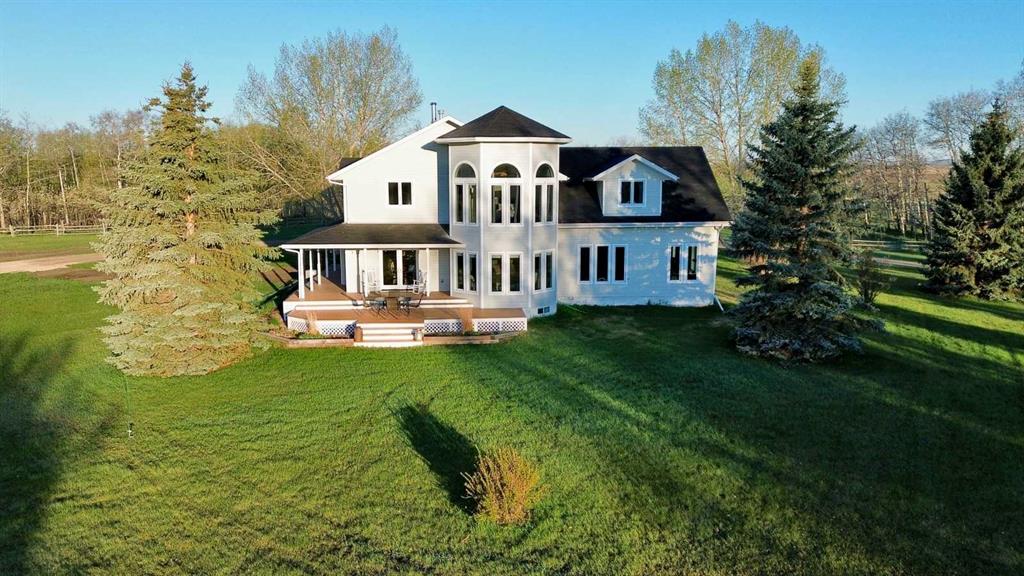 Picture for 40032 Range Road 220  