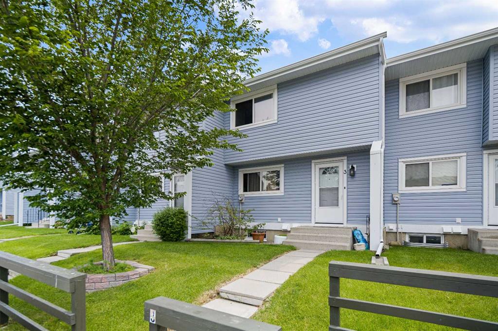 Picture for 3, 195 Manora Place NE