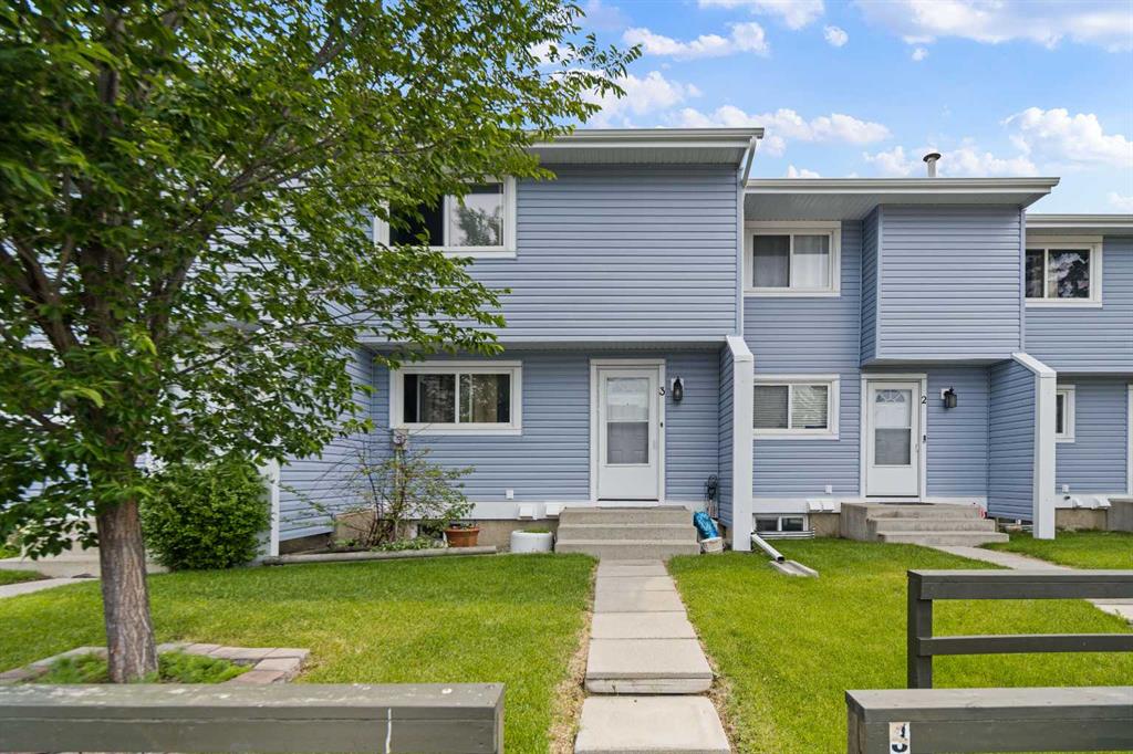 Picture for 3, 195 Manora Place NE