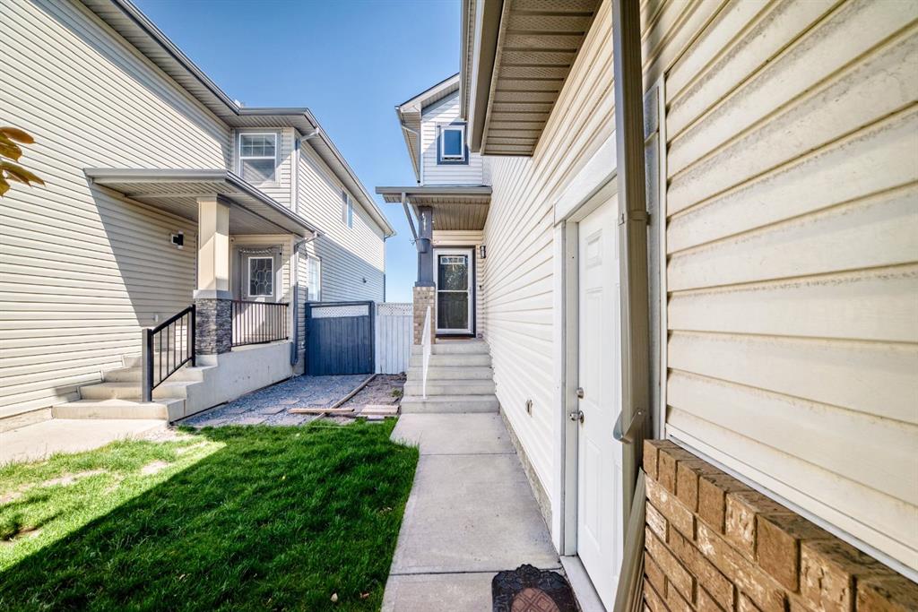 Picture for 277 Saddlecrest Way NE