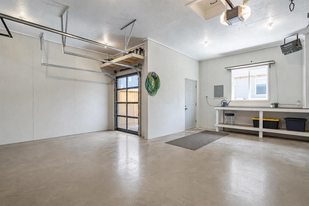 Picture for 30 WOLF Crescent 