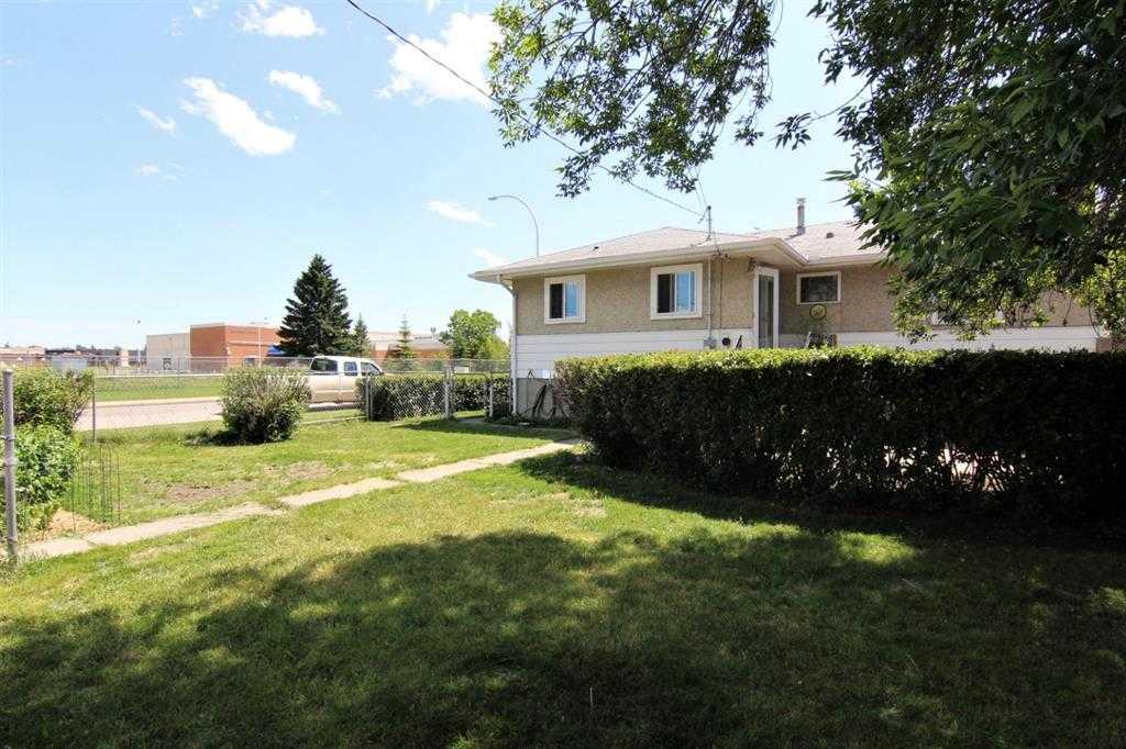 Picture for Basement Unit, 7504 39 Avenue NW
