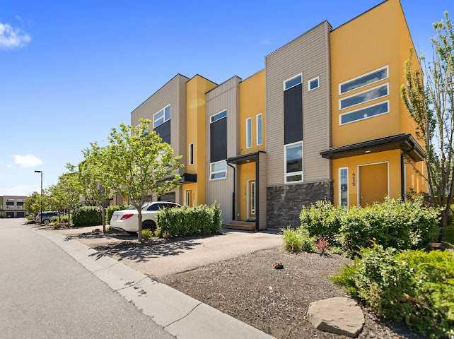Picture for 416 Covecreek Circle NE