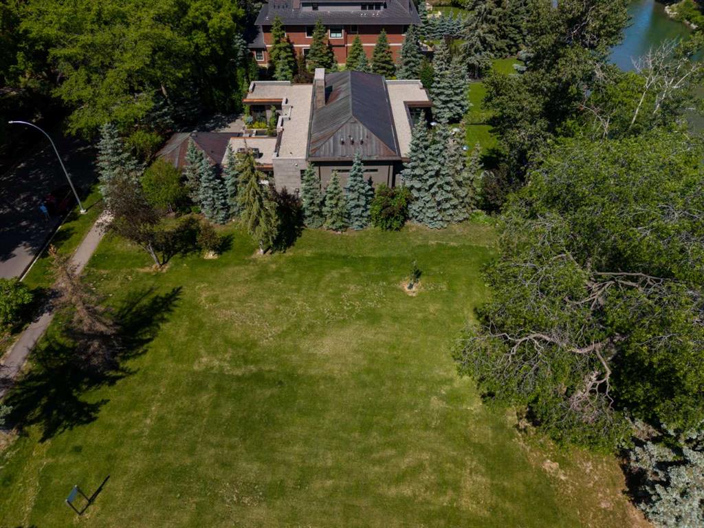 Picture for 708 Riverdale Avenue SW