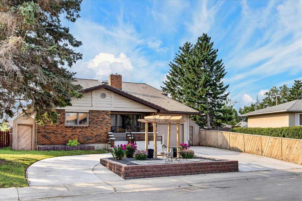 Picture for 126 Marbrooke Circle NE