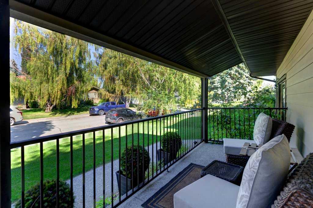 Picture for 128 Chinook Drive SW