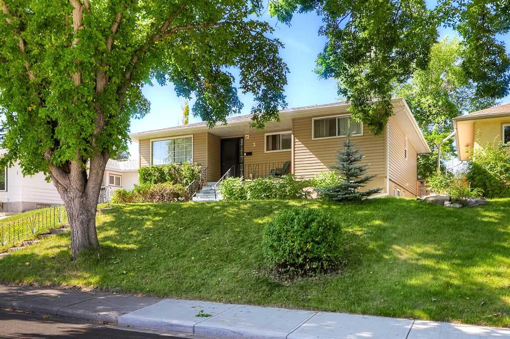 Picture for 3 Creston Crescent NW
