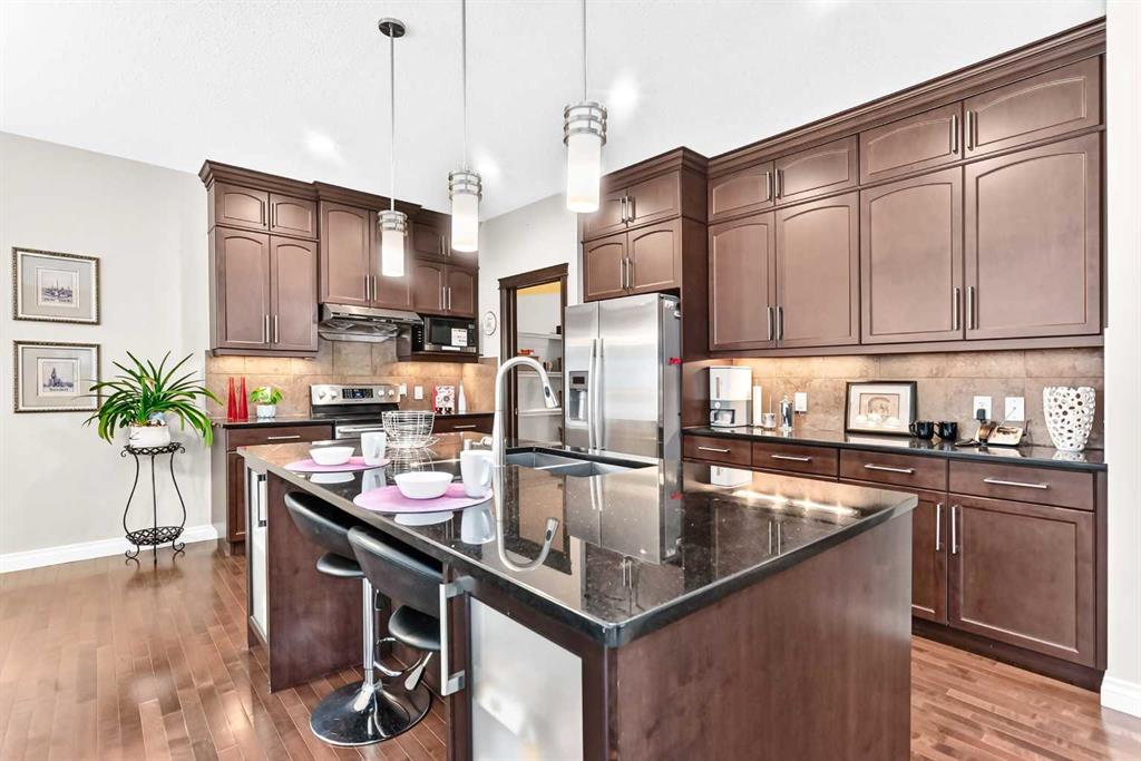 Picture for 63 Silverado Ridge Crescent SW