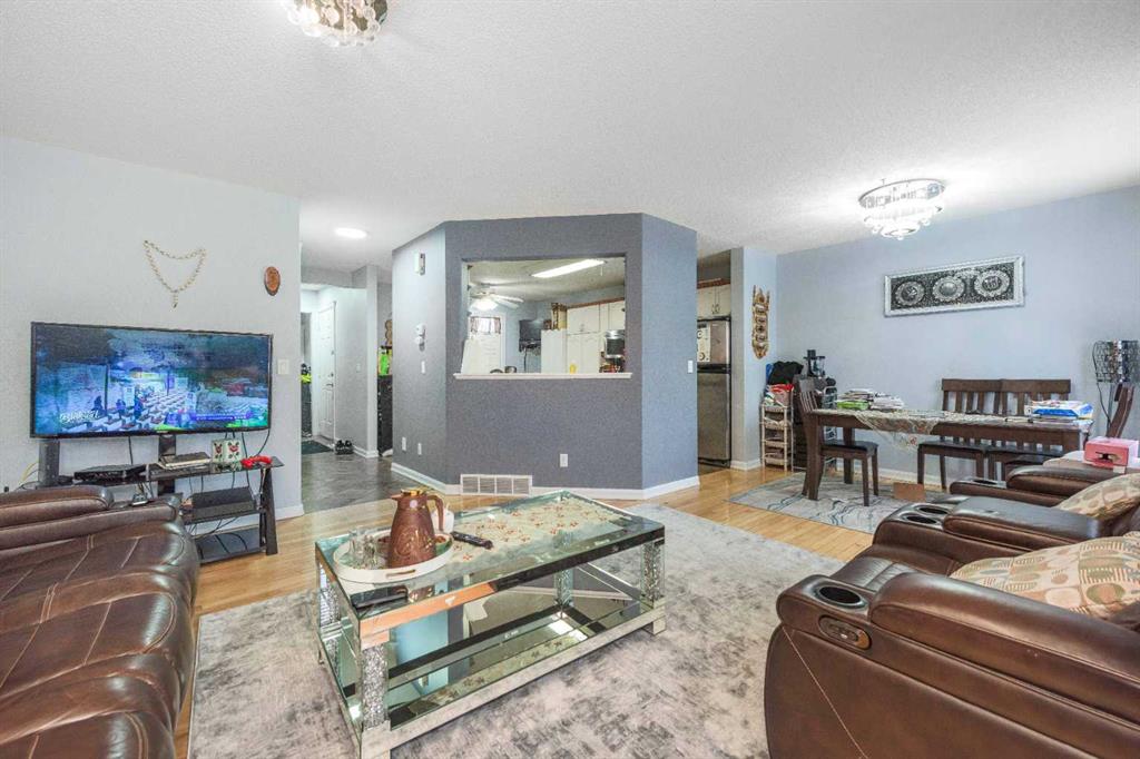 Picture for 3810 Catalina Boulevard NE