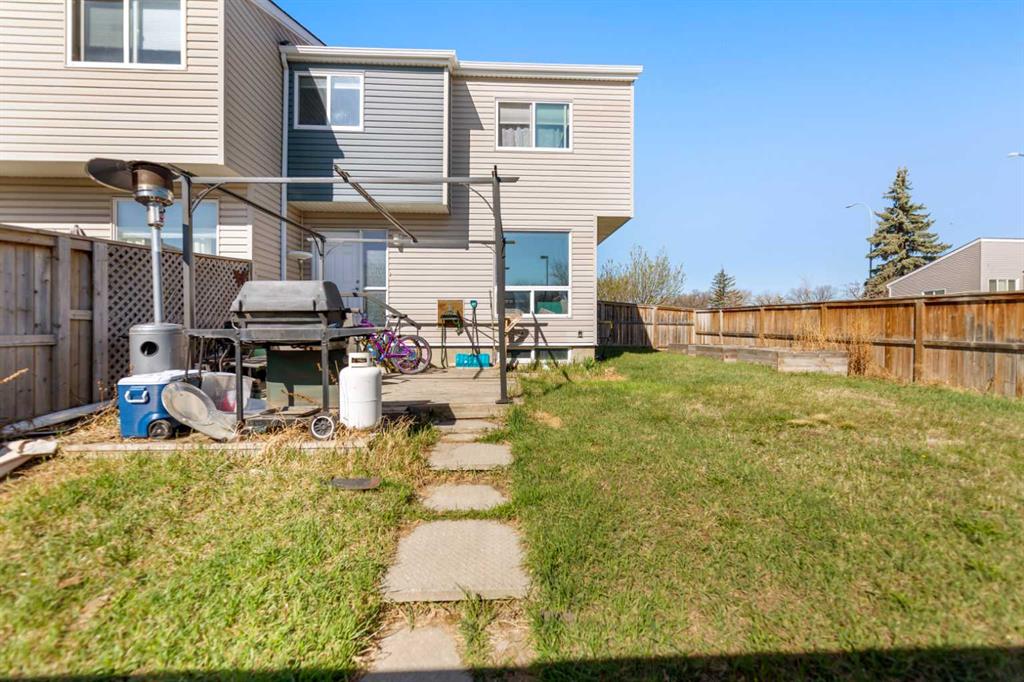 Picture for 10, 5425 Pensacola Crescent SE