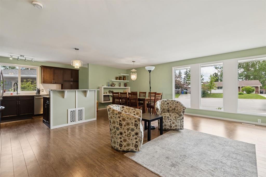 Picture for 28 Cantrell Bay SW