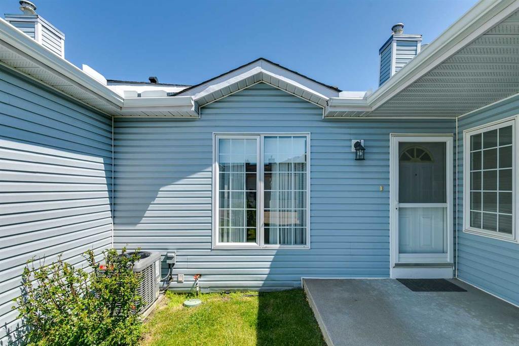 Picture for 38, 105 Elm Place 
