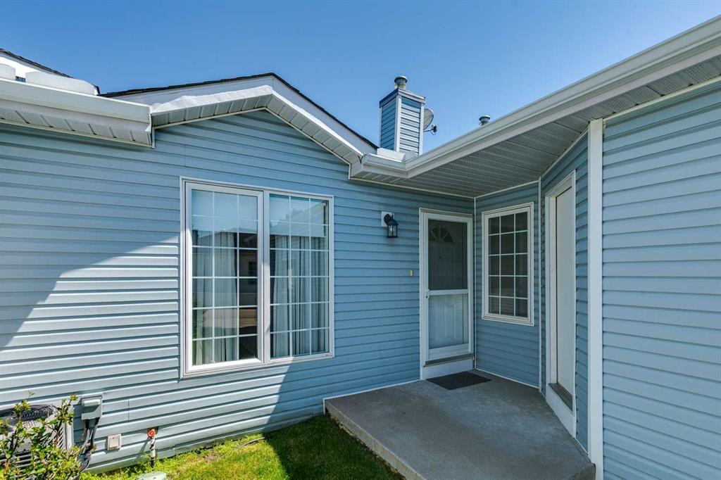 Picture for 38, 105 Elm Place 