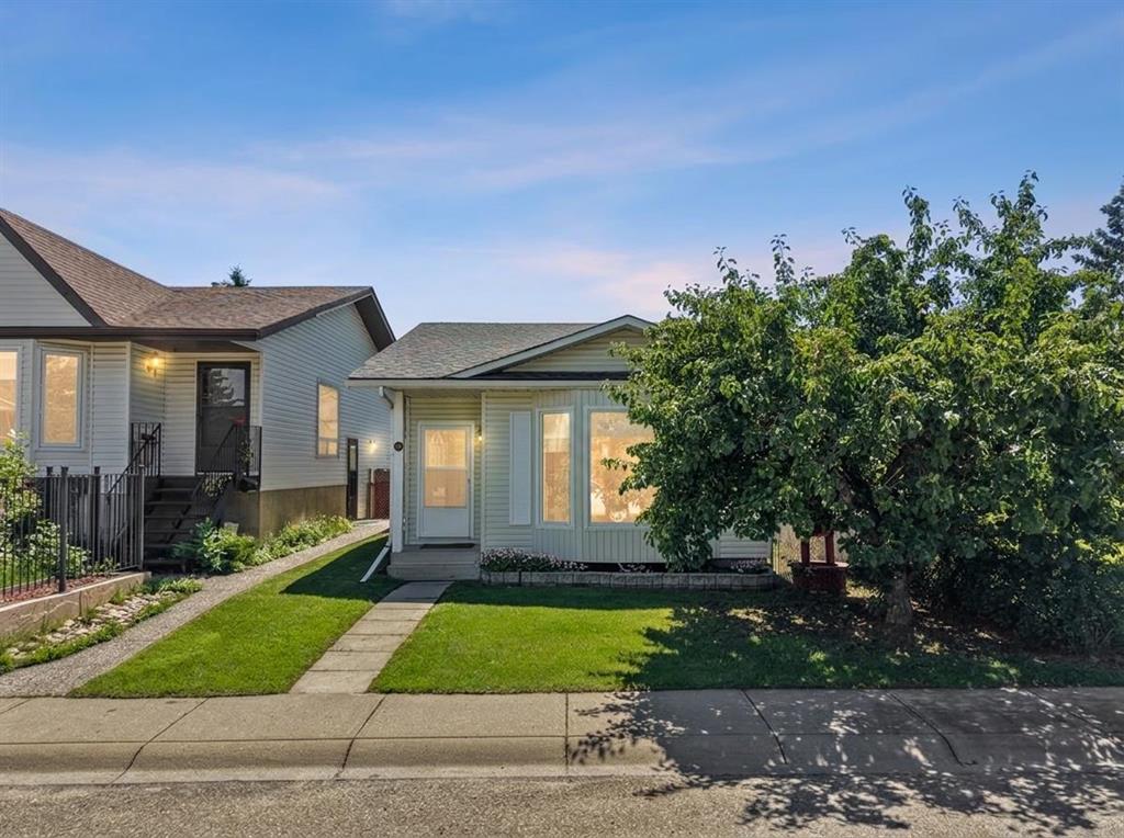 Picture for 19 Riverbirch Road SE