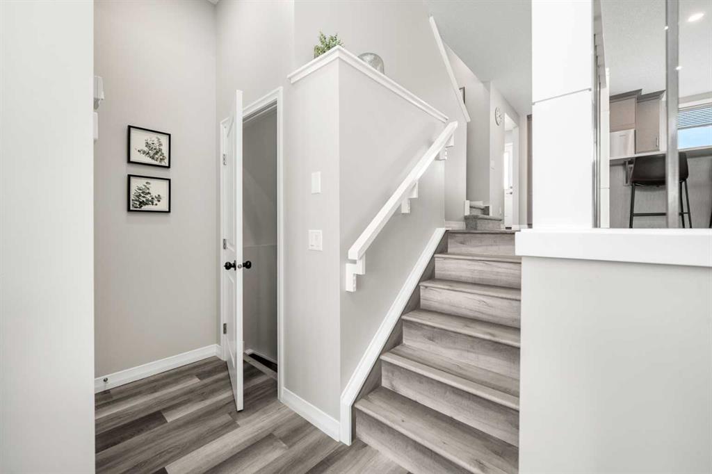 Picture for 374 Magnolia Square SE