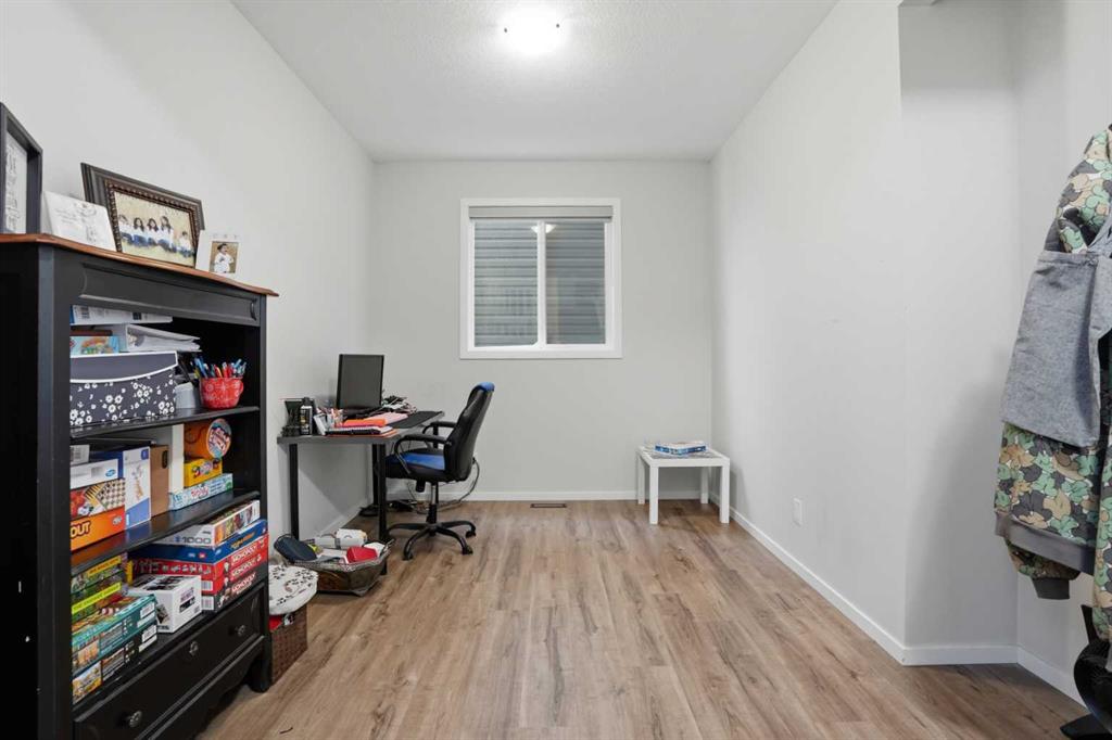 Picture for 33 Carringwood Street NW